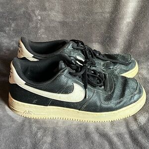 Nike Black and Cream Sneakers
